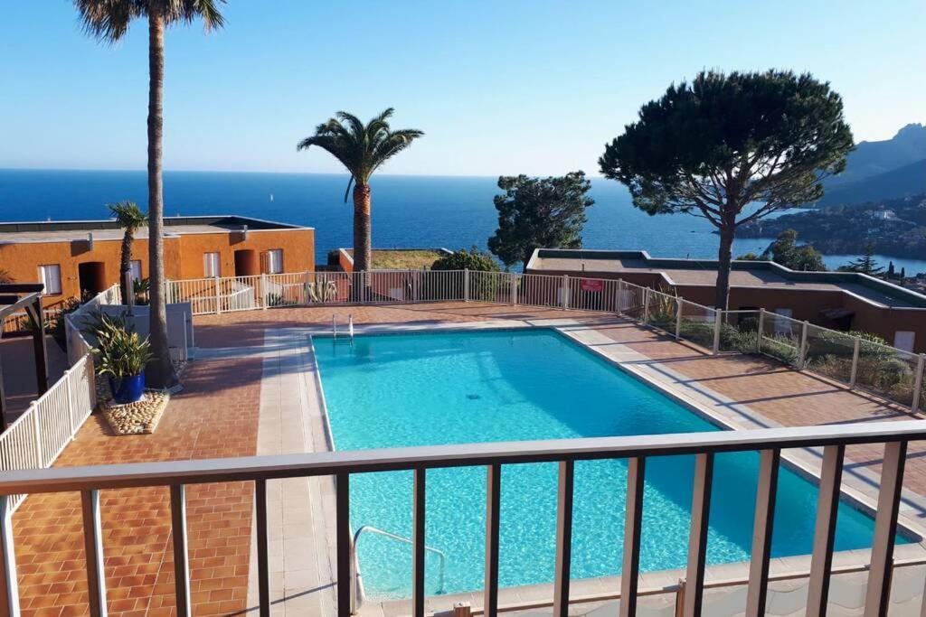 Entre Mer Et Massif Forestier De L'Esterel Apartman Théoule-sur-Mer Kültér fotó